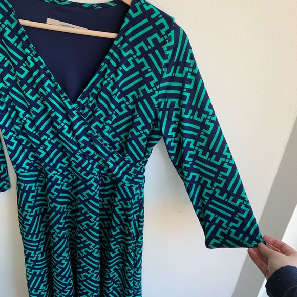 41 Hawthorn Patterned Wrap Dress - Picture 3 of 5